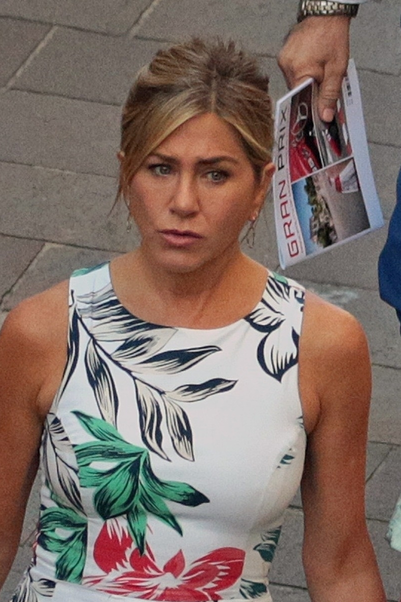 Jennifer Aniston i Adam Sandler są PARĄ? Przyłapano ich trzymających się za ręce