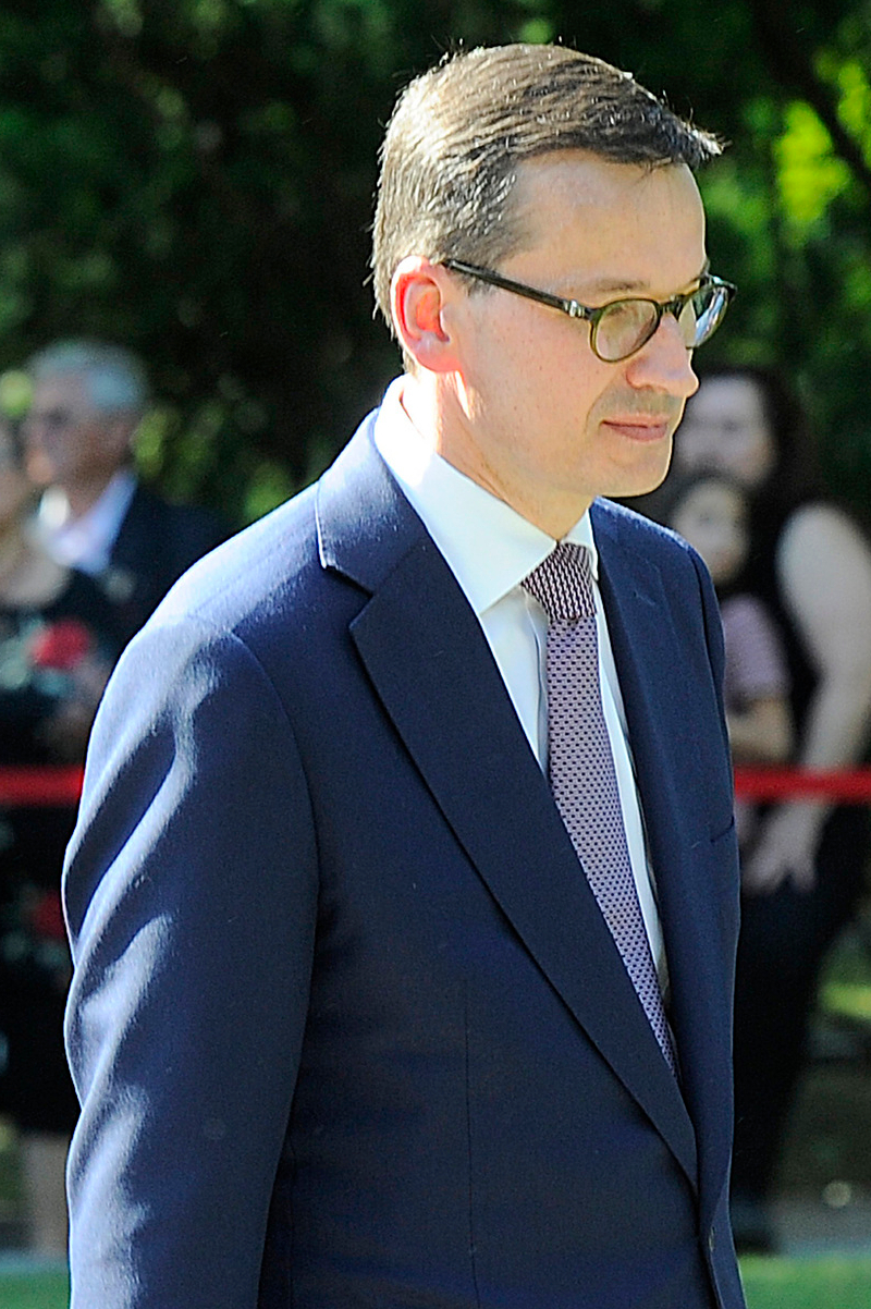 Kornel Morawiecki poważnie chory. Ojciec premiera przeszedł CIĘŻKĄ operację Kornel Morawiecki poważnie chory. Ojciec premiera przeszedł CIĘŻKĄ operację