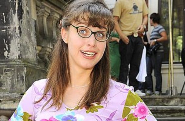 Julia Kamińska jako Ula Brzydula (FOTO)