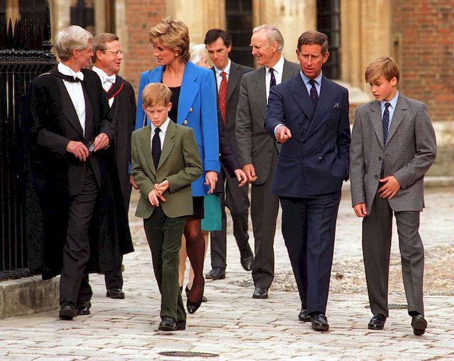 SZOKUJĄCE nagrania Księżnej Diany! Książę Karol niszczył ją psychicznie SZOKUJĄCE nagrania Księżnej Diany! Książę Karol niszczył ją psychicznie