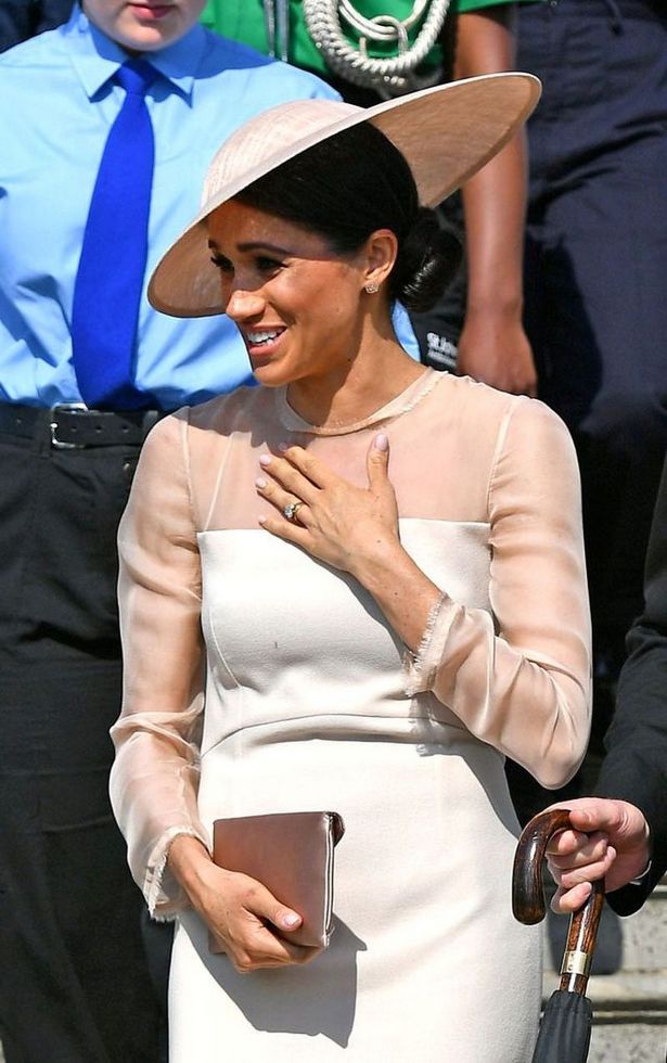 Książę Harry złamał protokół. Tylko spójrzcie, co zrobił! (VIDEO) Książę Harry złamał protokół. Tylko spójrzcie, co zrobił! (VIDEO)