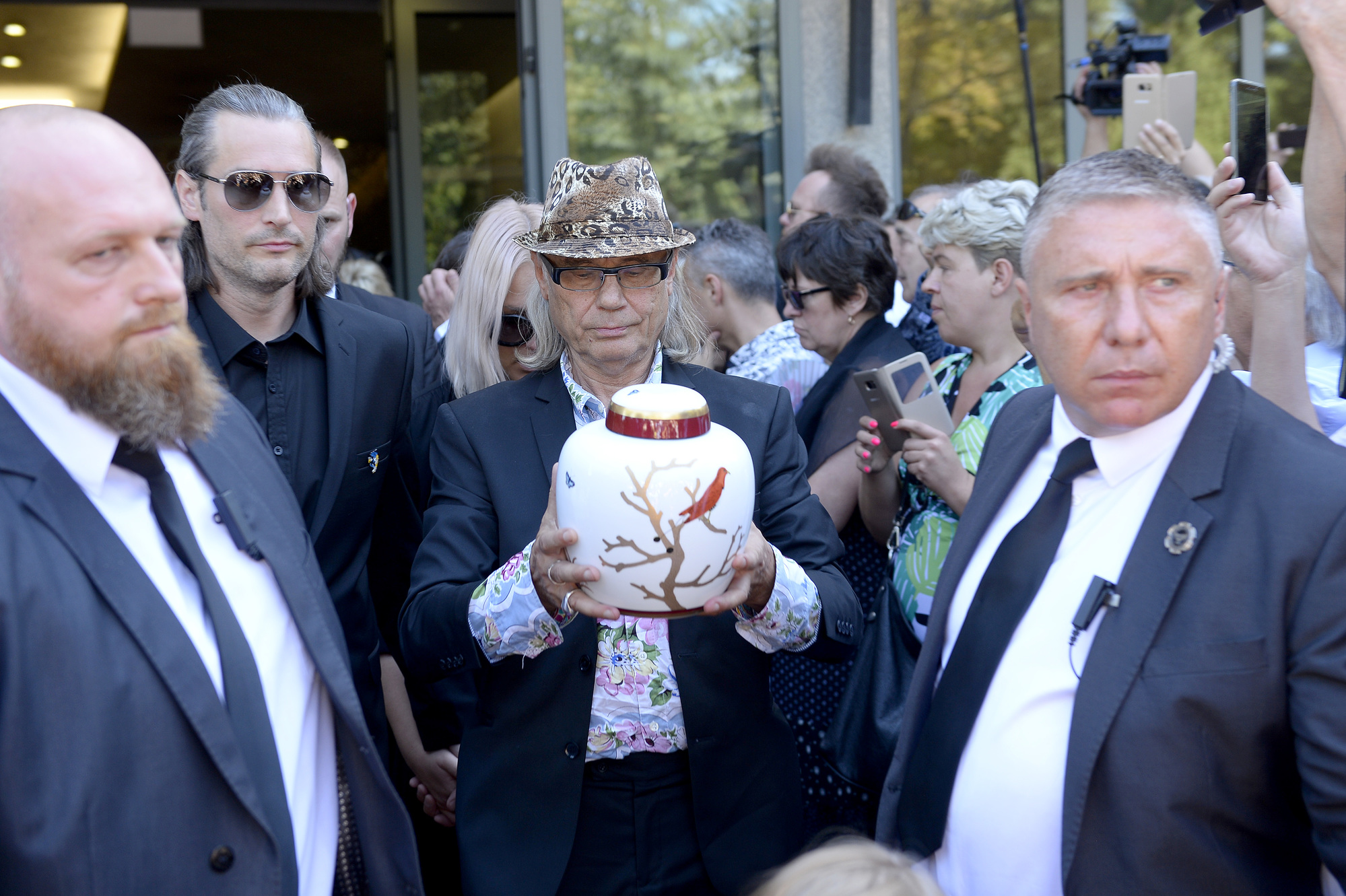 Sipowicz przyznaje: Mam z Korą kontakt! Jest życie po śmierci!