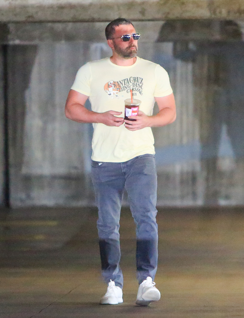 Ben Affleck wyszedł z odwyku. Wygląda ZUPEŁNIE inaczej!