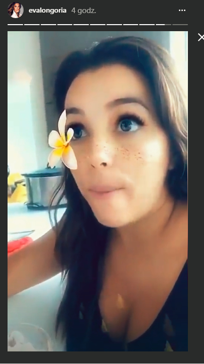 Longoria ŁAPCZYWIE wcina śmietanę. To jej ciążowy przysmak?