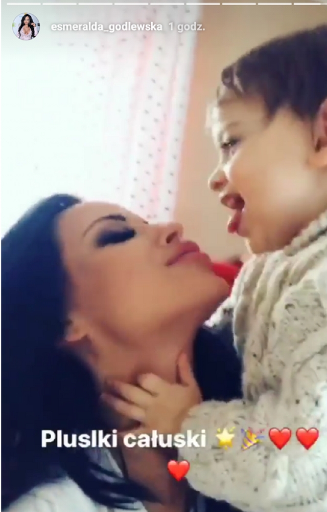 Esmeralda Godlewska ratuje swój wizerunek pokazując SYNA! 