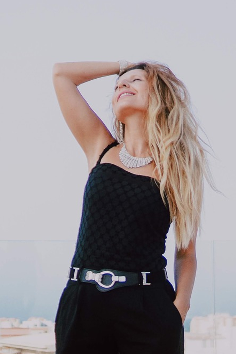 Od pilota wycieczek do divy. Kim jest Beata Drewniak?