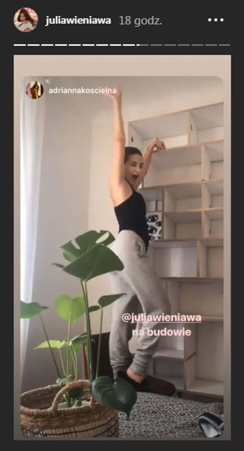 Julia Wieniawa pokazała swoją garderobę! Stawia na skromność? Julia Wieniawa pokazała swoją garderobę! Stawia na skromność?