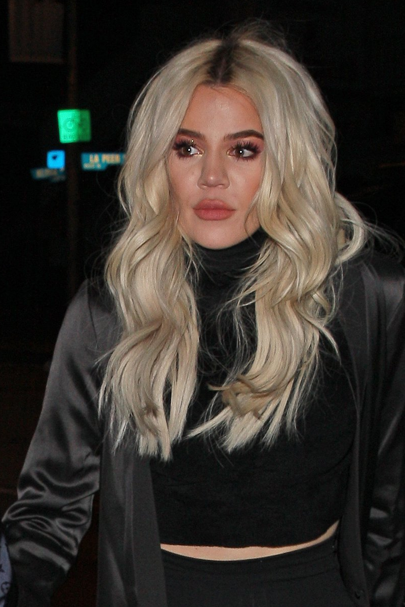 Niezadowolona Khloe na randce z Tristanem. Co ona na siebie włożyła?!