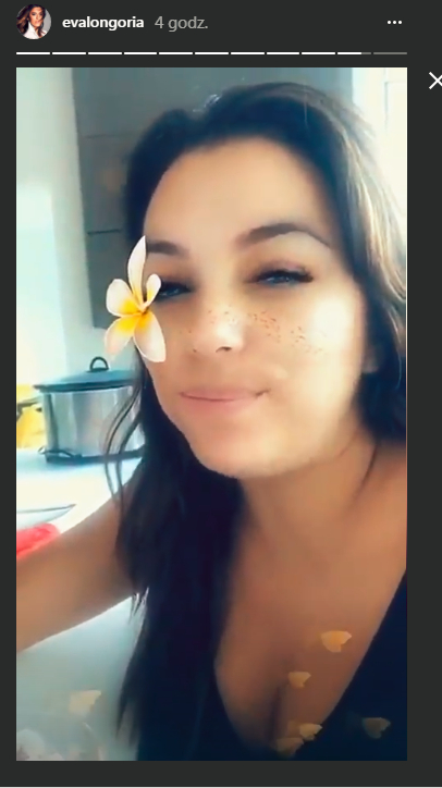 Longoria ŁAPCZYWIE wcina śmietanę. To jej ciążowy przysmak?