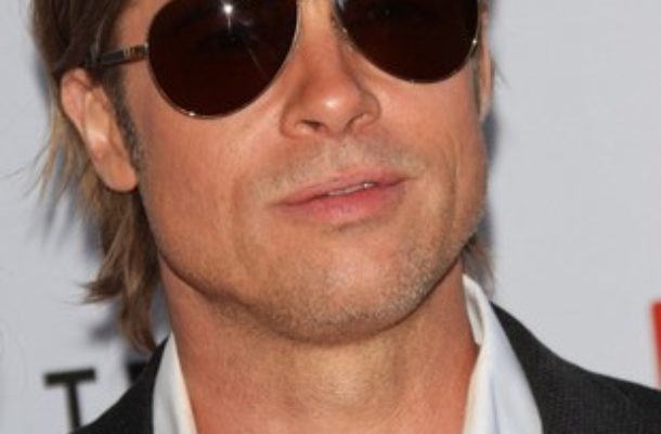 Czy Brad Pitt majstrował coś przy twarzy? (FOTO)