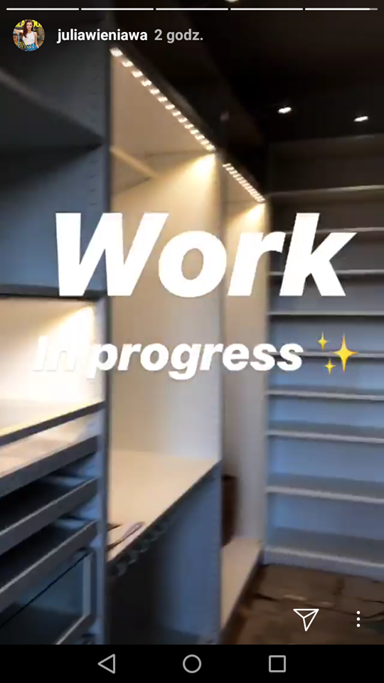 Julia Wieniawa pokazała GIGANTYCZNĄ garderobę w nowym mieszkaniu! Julia Wieniawa pokazała GIGANTYCZNĄ garderobę w nowym mieszkaniu!