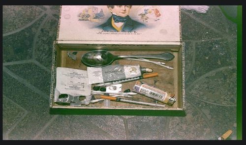 Niepublikowane zdjęcia z miejsca, gdzie znaleziono Cobaina