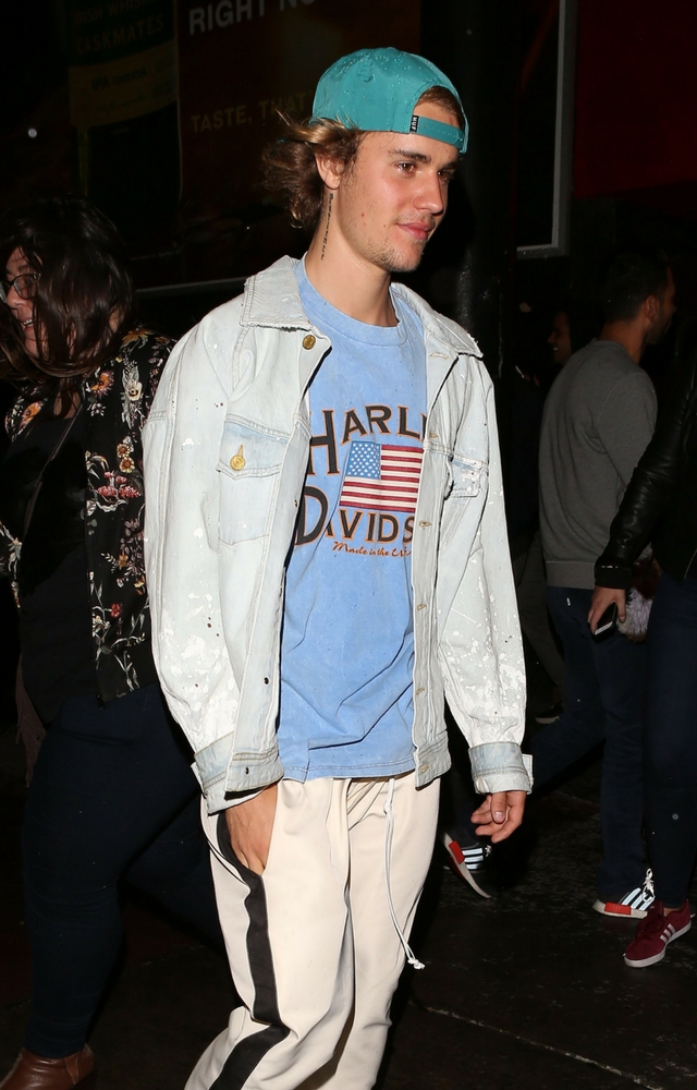 Justin z blondynką spędził noc! Justin z blondynką spędził noc!