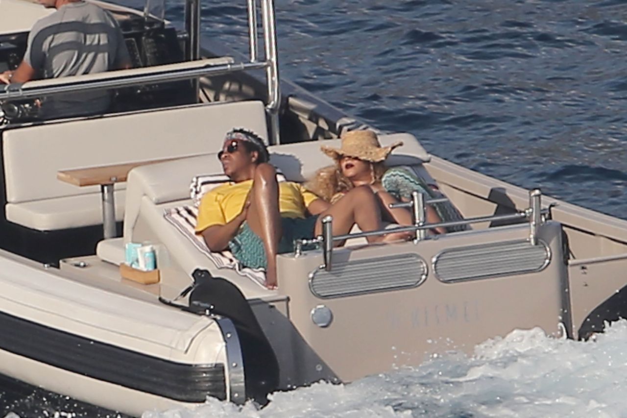 TAKĄ kwotę płacą Beyonce i Jay-Z za wakacje na jachcie! Cena zwala z nóg