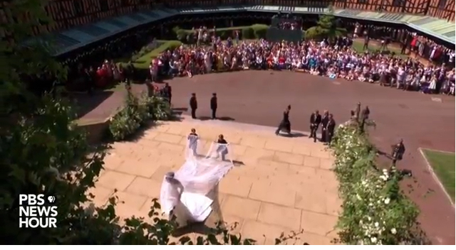 Meghan Markle w SUKNI ślubnej! Zachwyca! Meghan Markle w SUKNI ślubnej! Zachwyca!