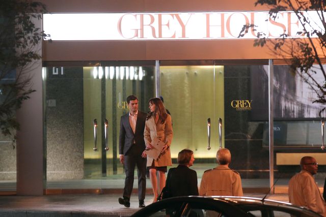 Stylizacje Anastasii Steele są tanie i niedojrzałe?