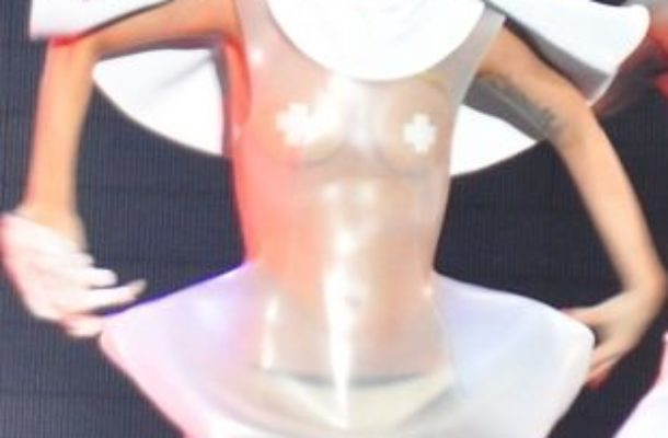 Lady Gaga na scenie czuje się jak w domu (FOTO)
