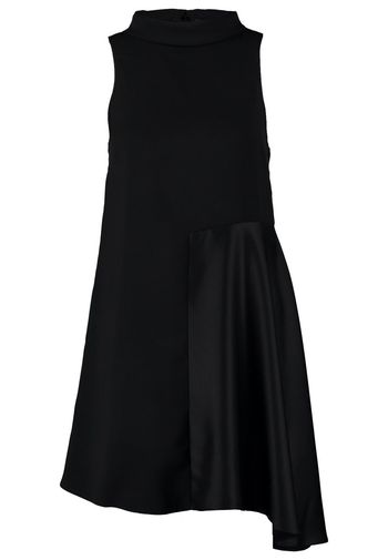 Mała czarna według gwiazd!