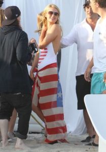 Paris Hilton i Christina Milian świętują razem… (FOTO) Paris Hilton i Christina Milian świętują razem… (FOTO)