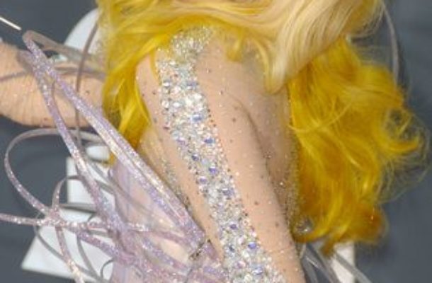 Lady Gaga zaśpiewa piosenkę do filmu o Bondzie