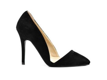 Victoria Beckham stawia na klasykę