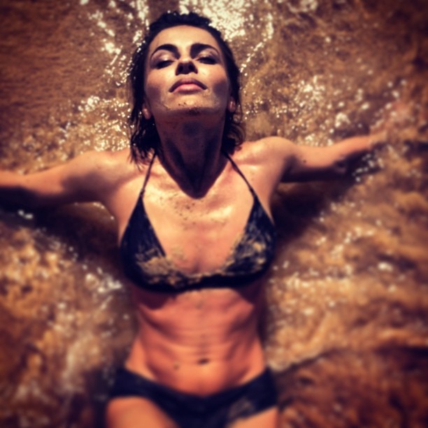 Co Edyta Herbuś zrobiła z brzuchem?! (FOTO)