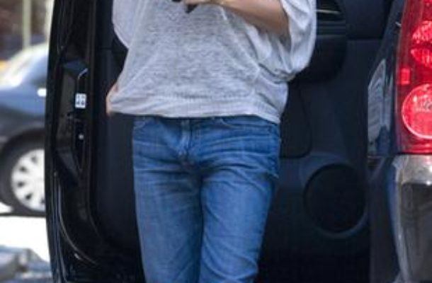 Katie Holmes jest wyczerpana