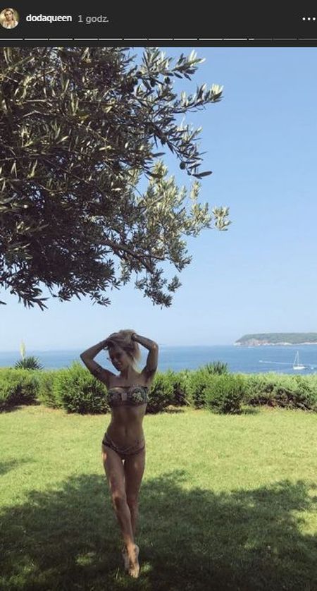 Doda chwali się zgrabną figurą w bikini Doda chwali się zgrabną figurą w bikini