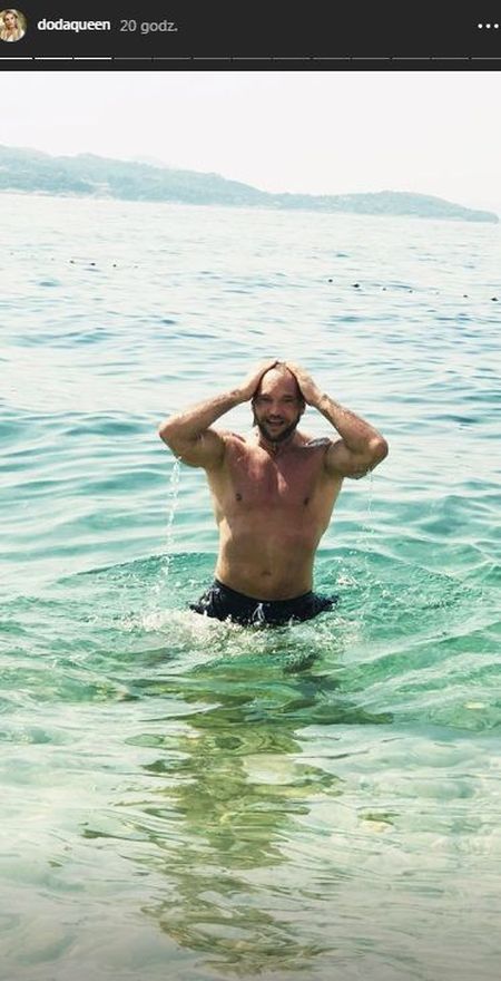 Doda chwali się zgrabną figurą w bikini Doda chwali się zgrabną figurą w bikini