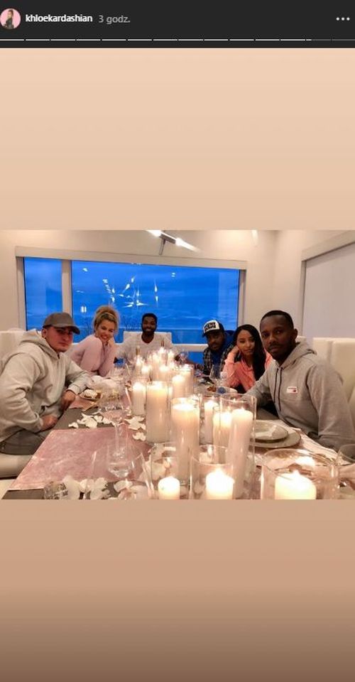 Święto Dziękczynienia u Khloe i Tristana - nie spędzali go z klanem Kardashianów Święto Dziękczynienia u Khloe i Tristana - nie spędzali go z klanem Kardashianów