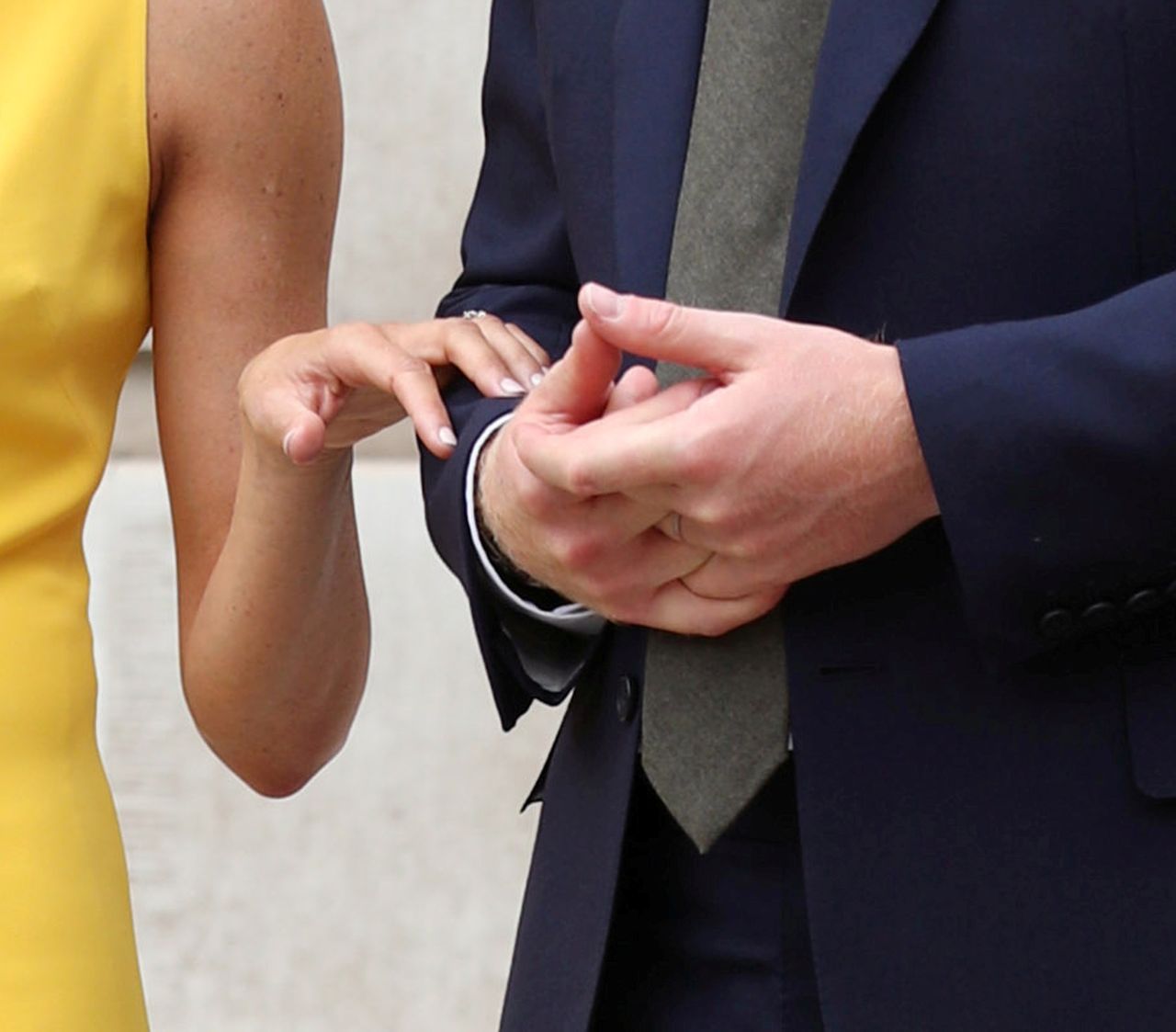 Księżna Meghan znów dała popalić królowej Elżbiecie (ZDJĘCIA) Księżna Meghan znów dała popalić królowej Elżbiecie (ZDJĘCIA)