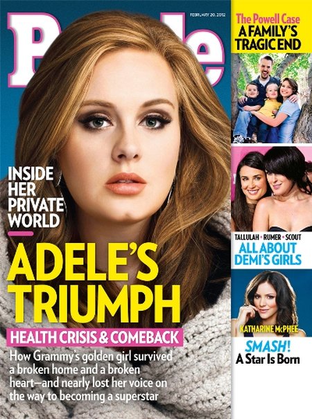 Adele i tort w kształcie piersi Adele i tort w kształcie piersi