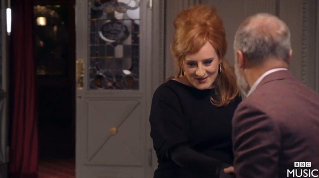 Adele jako Jenn na konkursie... sobowtórek Adele [VIDEO]