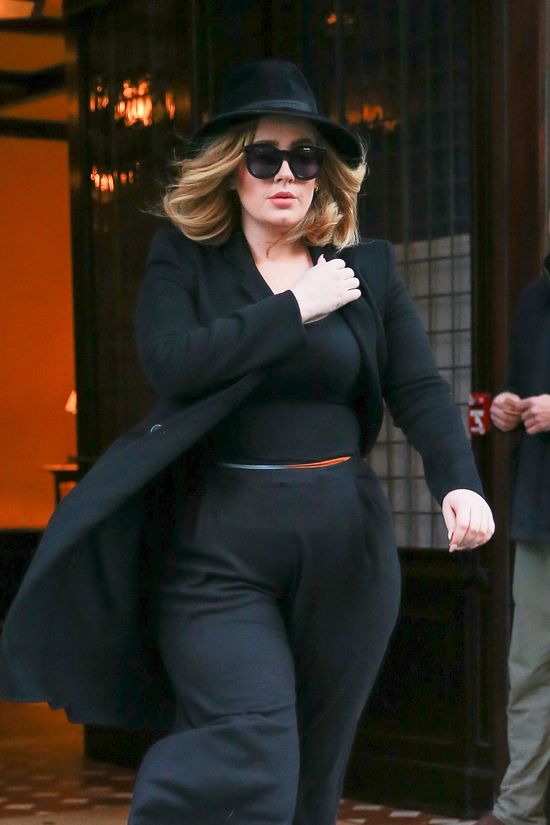 Co powiecie na Adele w kreacji rodem z szafy Kardashianek? Co powiecie na Adele w kreacji rodem z szafy Kardashianek?