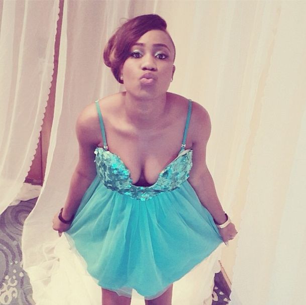 Znana wokalistka: Oddam swoje dziewictwo  w zamian za...