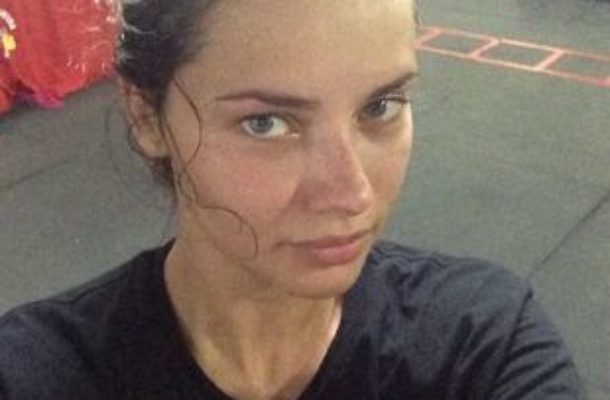 Adriana Lima ćwiczy po 40 godzin w tygodniu