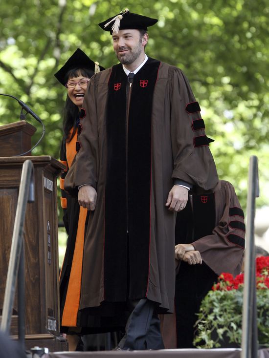 Ben Affleck otrzymał tytuł doktora honoris causa (FOTO) Ben Affleck otrzymał tytuł doktora honoris causa (FOTO)