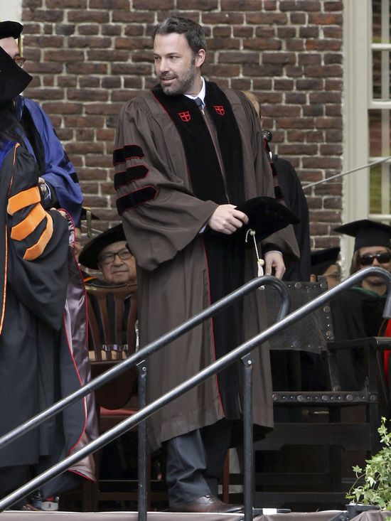 Ben Affleck otrzymał tytuł doktora honoris causa (FOTO) Ben Affleck otrzymał tytuł doktora honoris causa (FOTO)