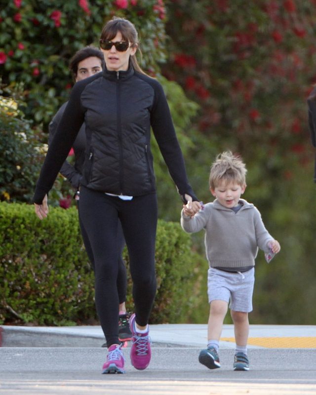 Ten chłopiec będzie miał w życiu z górki? (FOTO)