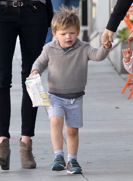 Ten chłopiec będzie miał w życiu z górki? (FOTO)