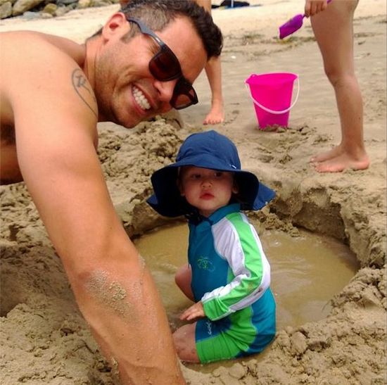 Jessica Alba szajele na koncercie Beyonce (FOTO) Jessica Alba szajele na koncercie Beyonce (FOTO)