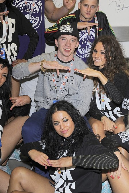 Alan Andersz ubiera się jak Justin Bieber (FOTO)