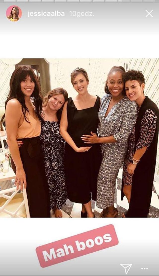 Jessica Alba urządziła baby shower (ZDJĘCIA) Jessica Alba urządziła baby shower (ZDJĘCIA)