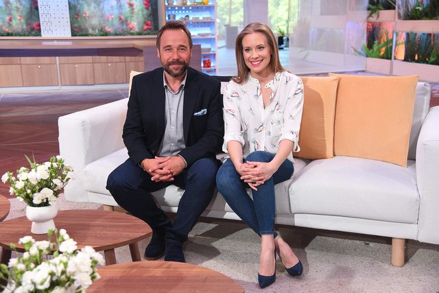 Łukasz Nowicki ma nową partnerkę w Pytaniu na śniadanie (FOTO)