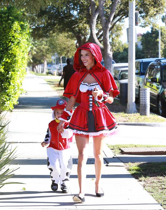 Halloweenowe przebrania gwiazda (FOTO)