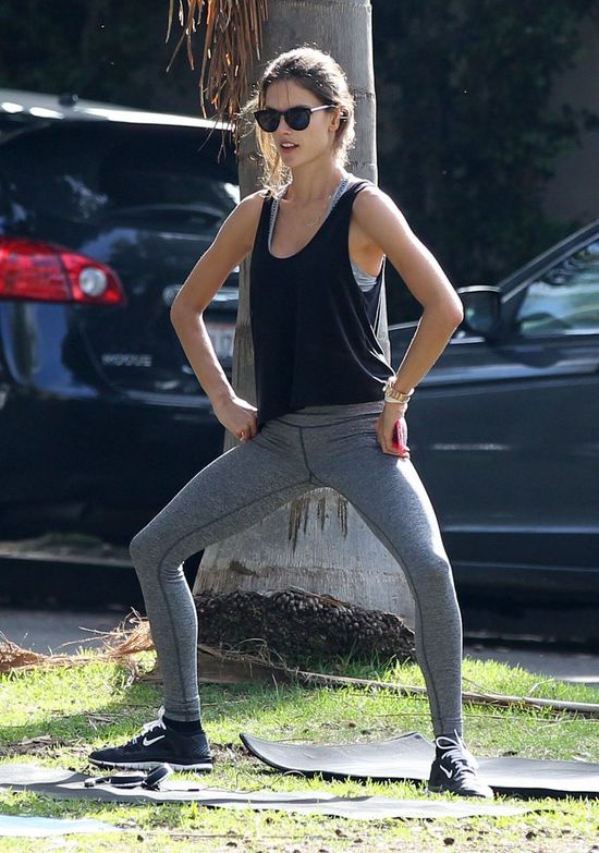 Na polskich ulicach zachowanie Ambrossio by nie przeszłoFOTO