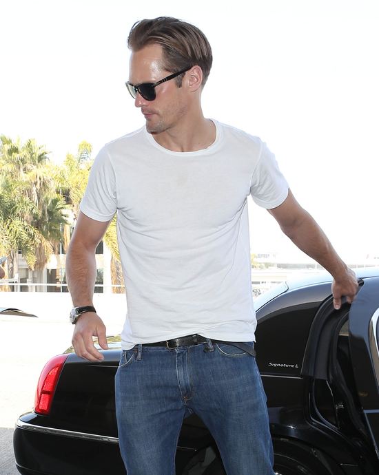 Alexander Skarsgard to niezłe ciacho (FOTO)