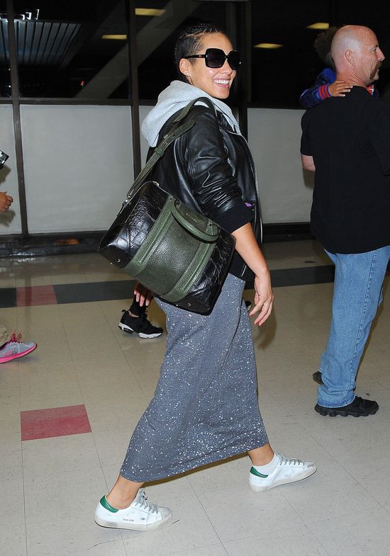 Ciężarna Alicia Keys przyłapana bez makijażu (FOTO) Ciężarna Alicia Keys przyłapana bez makijażu (FOTO)