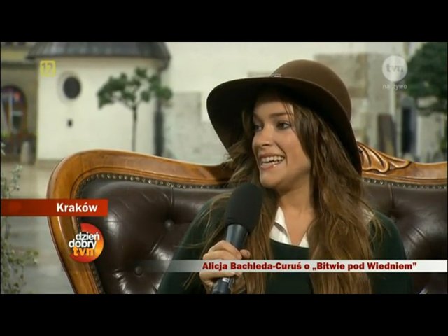 Jesienna Alicja Bachleda-Curuś w Krakowie (FOTO) Jesienna Alicja Bachleda-Curuś w Krakowie (FOTO)
