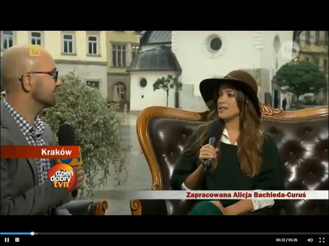 Jesienna Alicja Bachleda-Curuś w Krakowie (FOTO) Jesienna Alicja Bachleda-Curuś w Krakowie (FOTO)